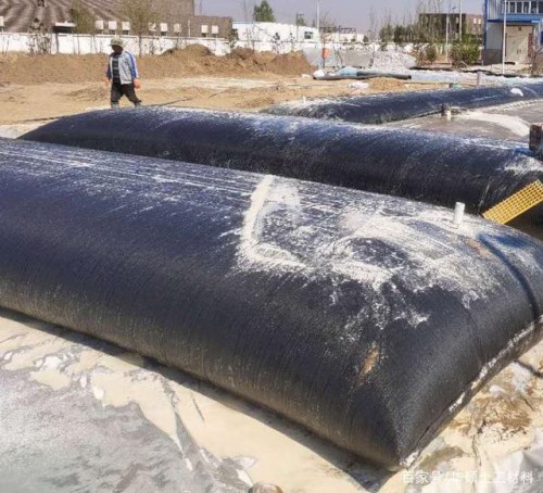 PP Geotextile Tubes Woven Geotextiles Geotube Silt Curtain Geotechnical Fabric for sea wall